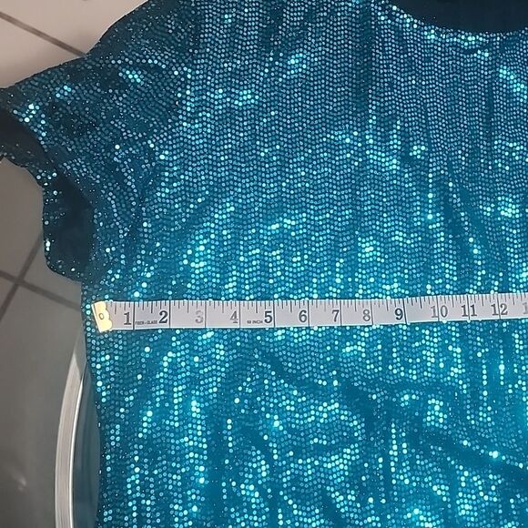 NWOT bebe Sparkle Knit Shirt Dress in Emerald Green - Picture 6 of 8